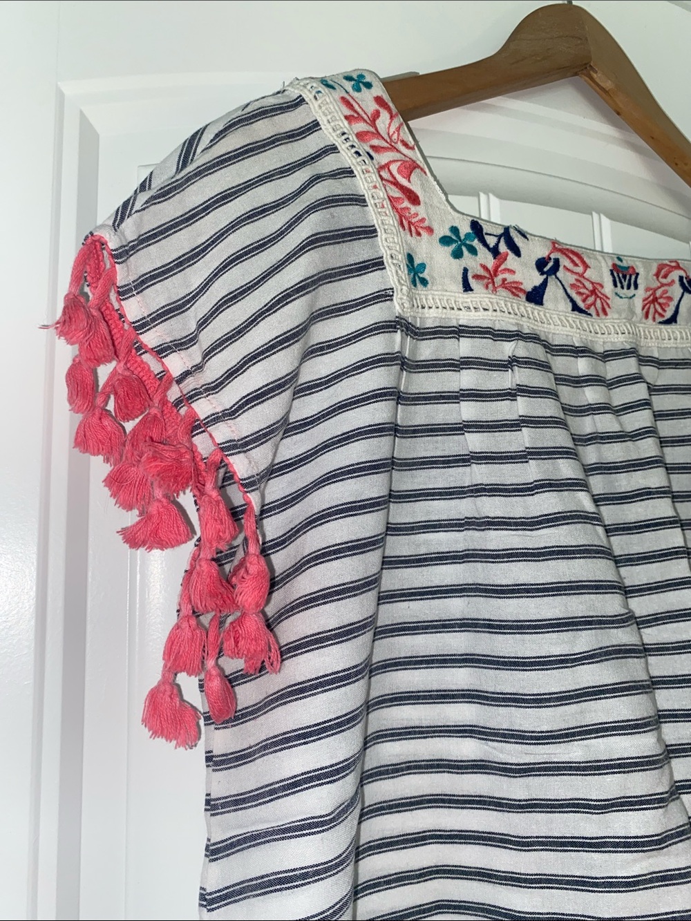 THML Navy & White Striped Square-Neck Top with Pink Tassel Trim size Large - Picture 14 of 15